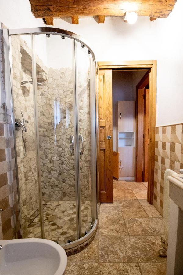 קסטלנובו די ואל די צ'צ'ינה La Casetta Nel Borgo מראה חיצוני תמונה