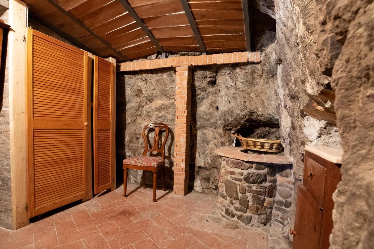 קסטלנובו די ואל די צ'צ'ינה La Casetta Nel Borgo מראה חיצוני תמונה
