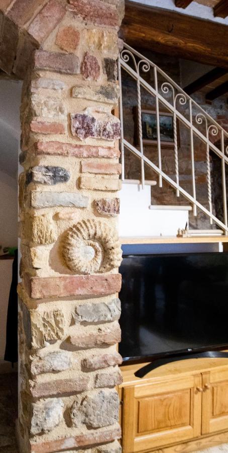 קסטלנובו די ואל די צ'צ'ינה La Casetta Nel Borgo מראה חיצוני תמונה